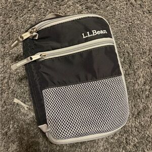 L.L. Bean Men's Black and Gray Lunch Bag